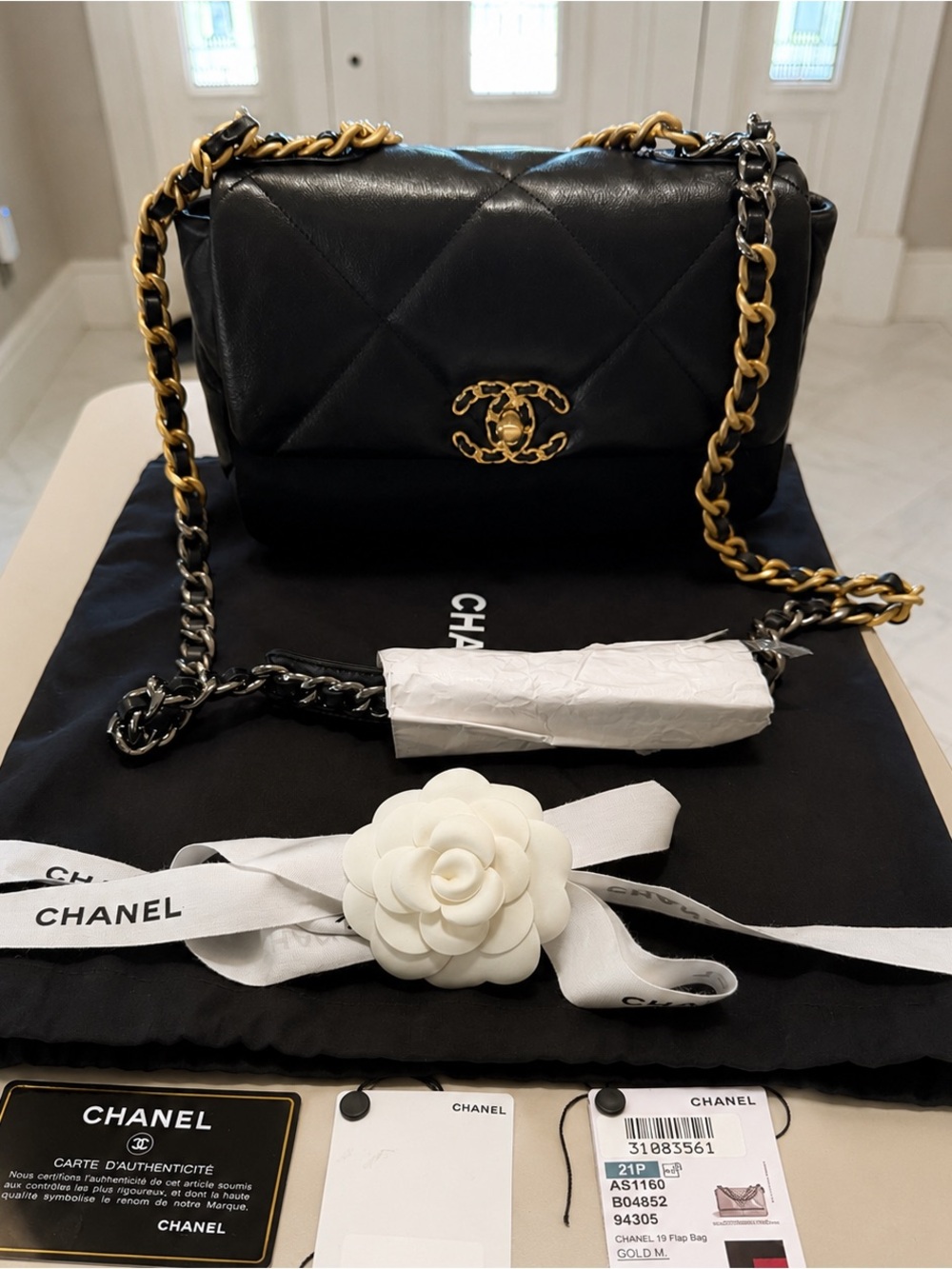 CHANEL 19 Medium Flap Bag Black Quilted Lambskin Mixed Hardware Excellent Condit - Picture 3 of 13